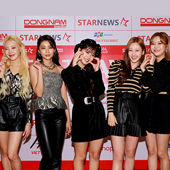 MOMOLAND